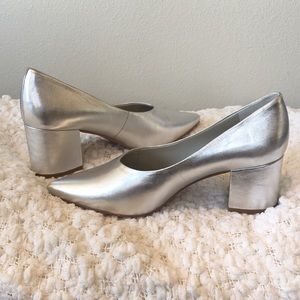 NWOB 1.State Jact Pointy Toe Block Heel Pump